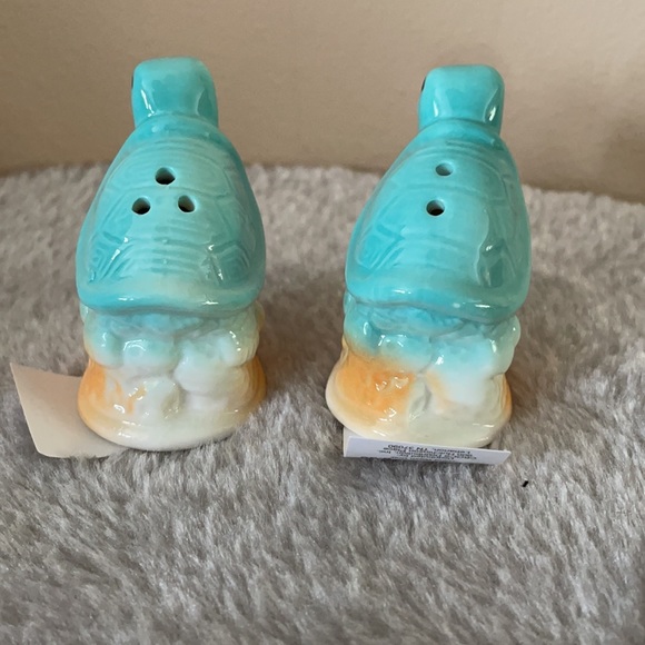 Mini turtle salt & pepper shaker set new - Picture 3 of 4